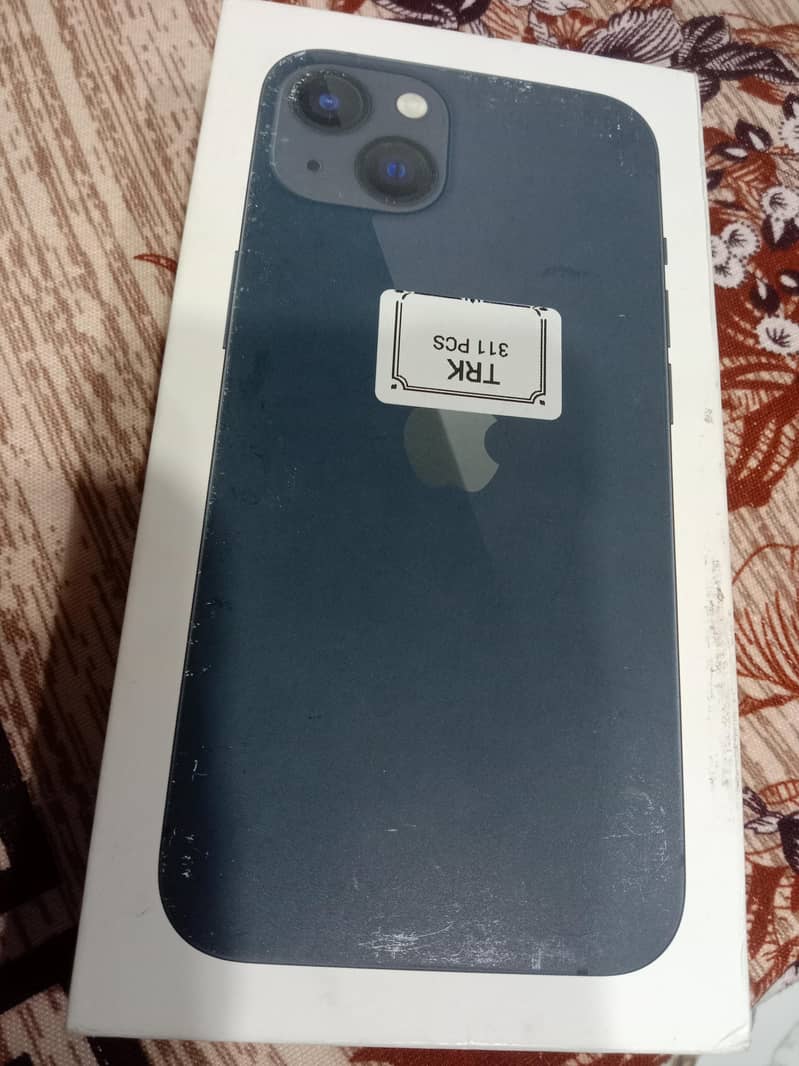Apple iPhone 13 8