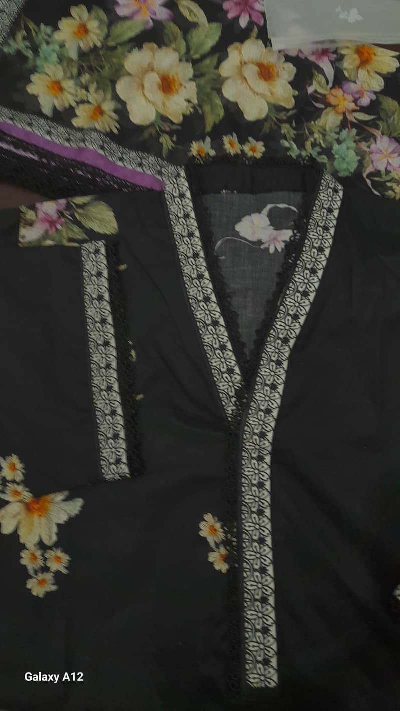 Lahoreclothes 1