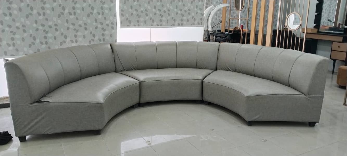 gray 9 seater 0