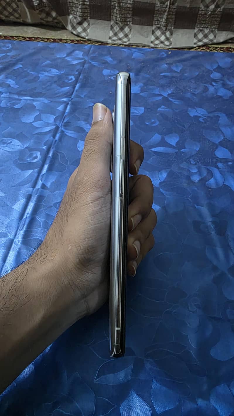 One Plus 9 Pro 5