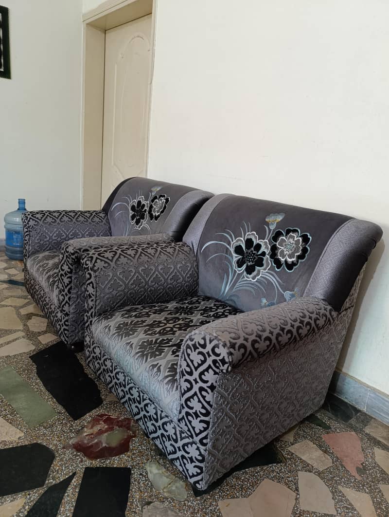 Sofa Set - Like New 1