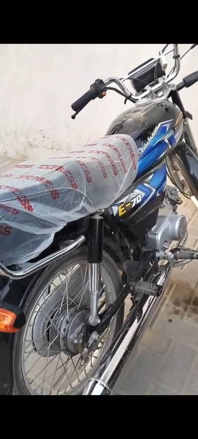 urgent sale express bike 70 cc unregistered brand new