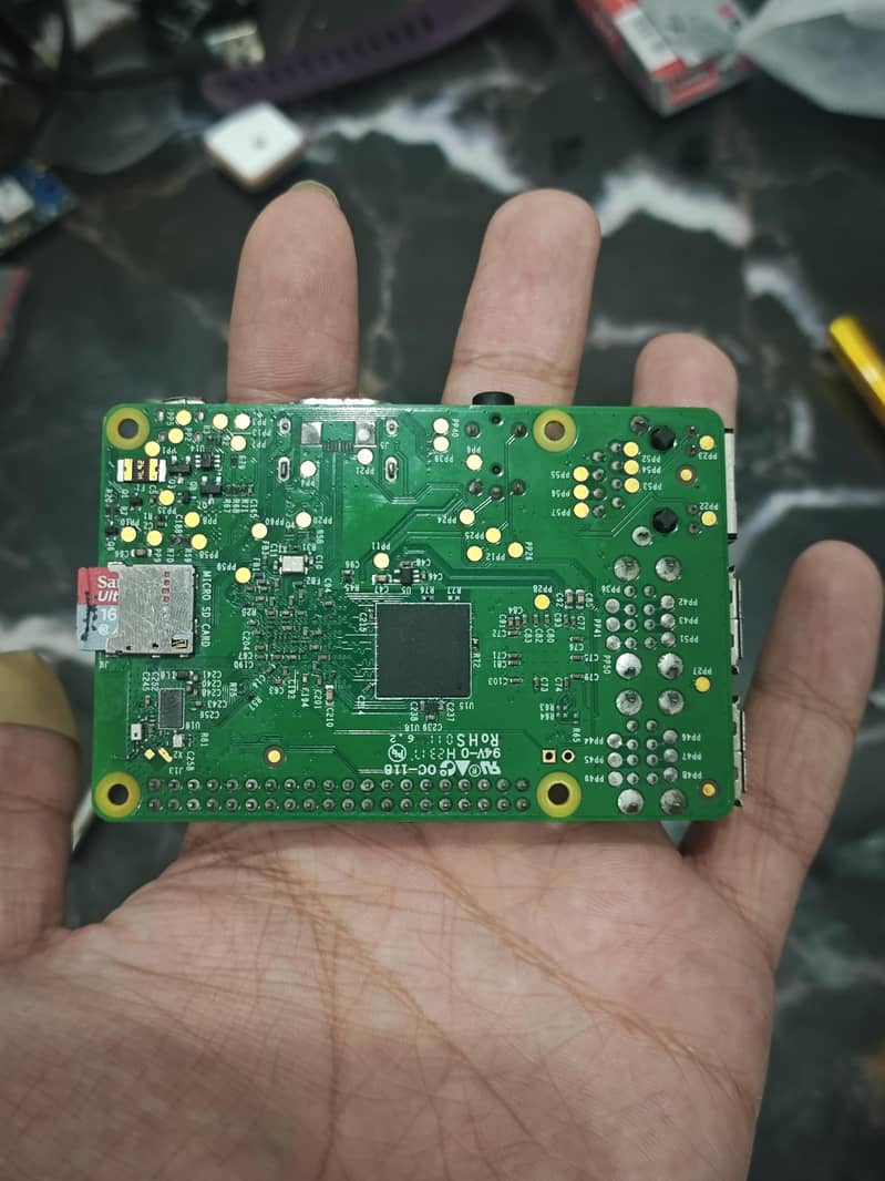 raspberry pi 3b with noir module 8 mega pixels 0