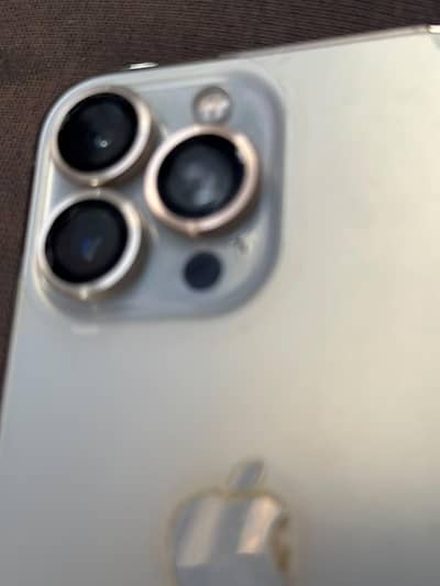 Apple iPhone 13 Pro