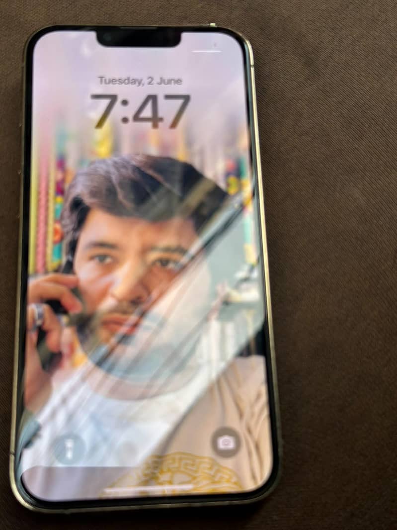 Apple iPhone 13 Pro 4