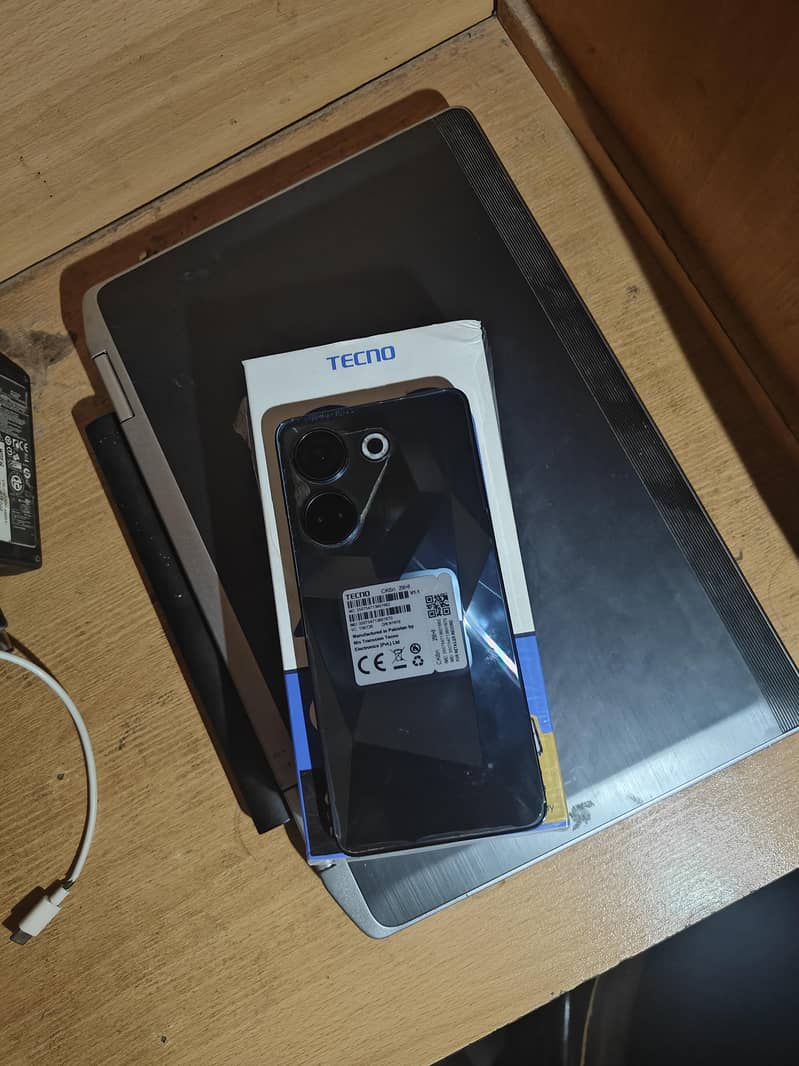 Tecno CAMON 20 2