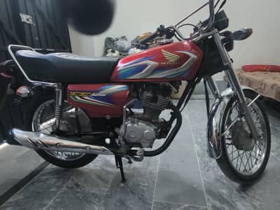 Honda 125 2022 model condition 10/8 smart card all documents comp