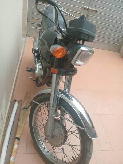 Honda CG 125 2023