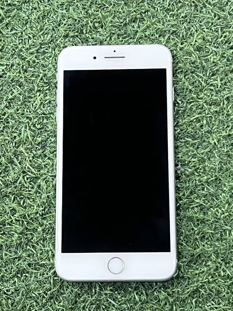 Apple iPhone 7 Plus 0
