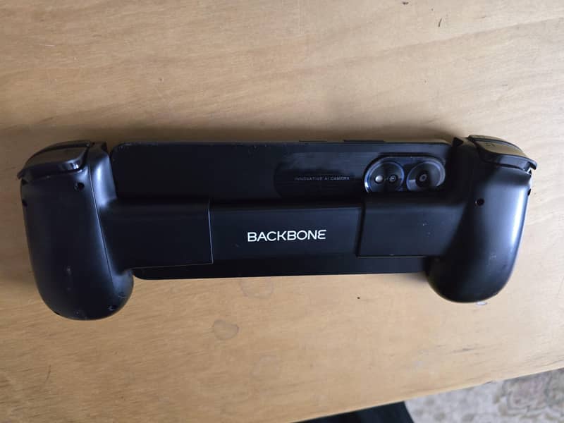 Backbone One Mobile Gaming Controller 1