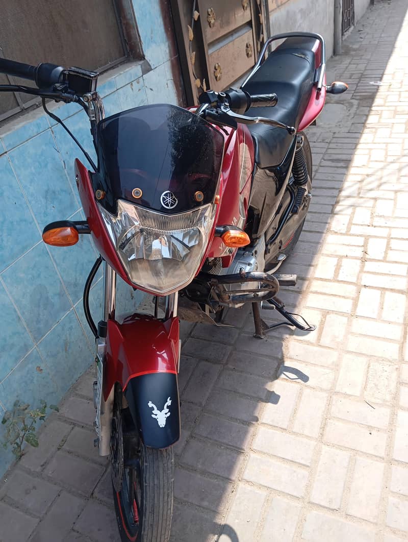 Yamaha ybr 125 3