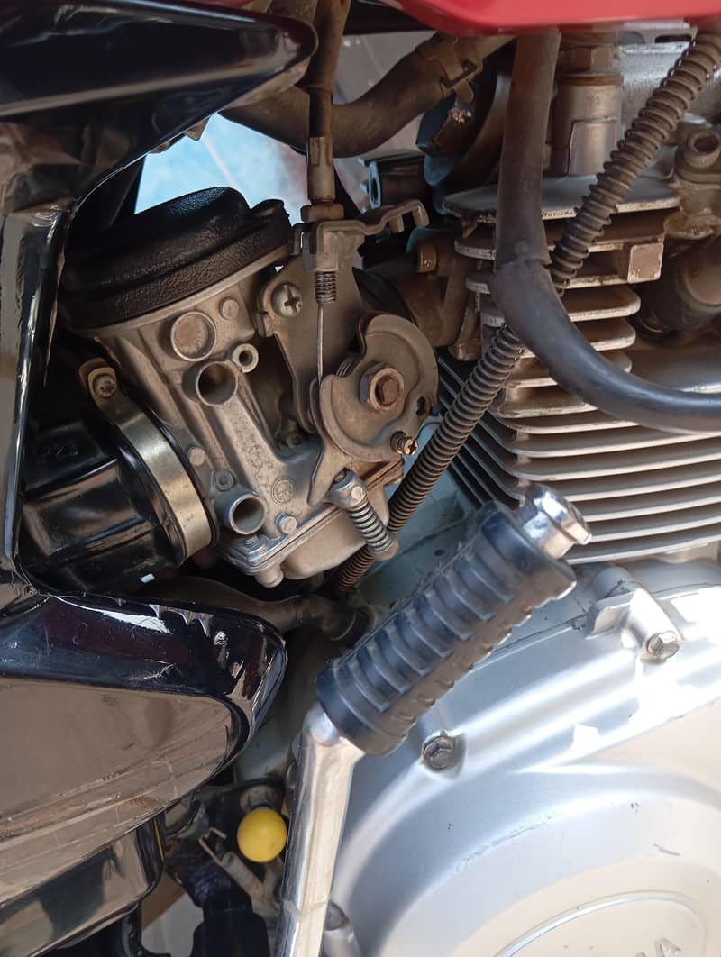 Yamaha ybr 125 4