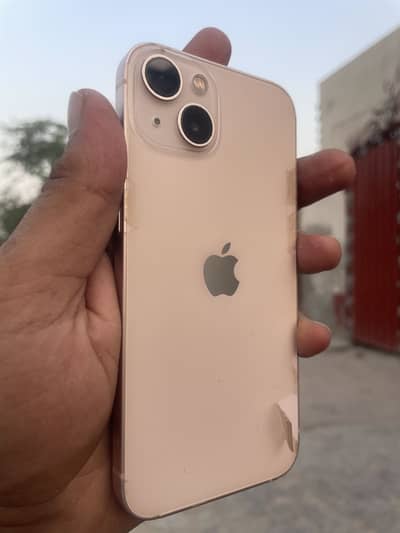 Apple iPhone 13