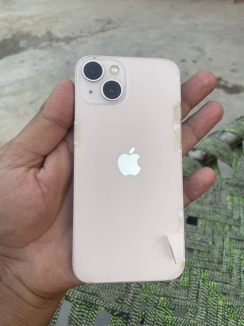 Apple iPhone 13 6