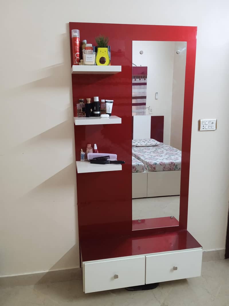 High gloss bed set 2