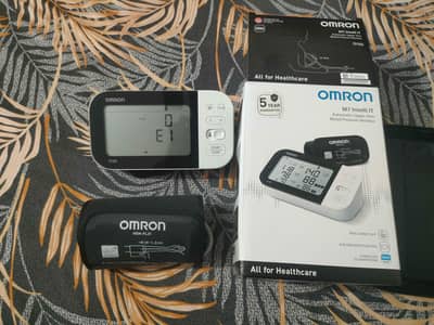 Omron M7 Intelli IT BPM HEM-7361