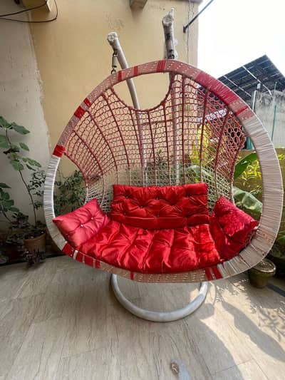 Hanging egg swing chair/ jhoola red and white -excellent condition