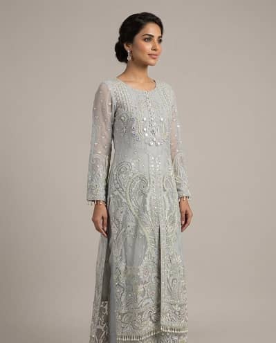 Embroidered single shirt