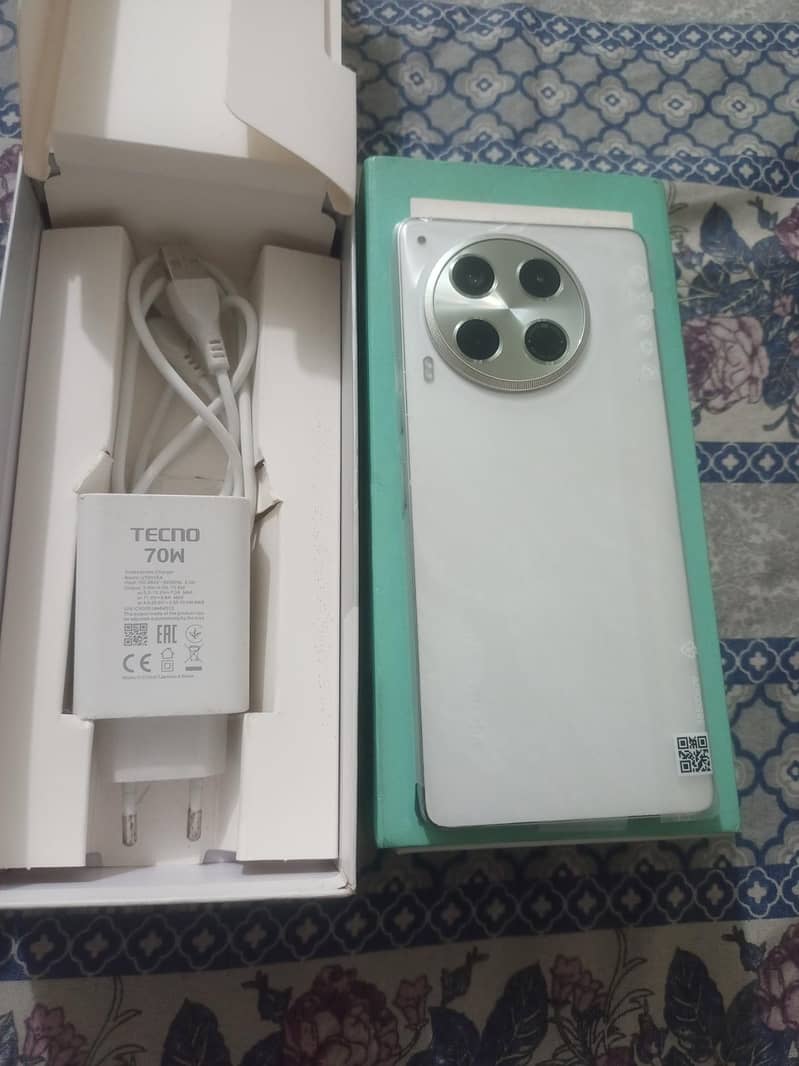 Tecno CAMON 30 5
