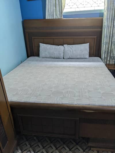 king size bed