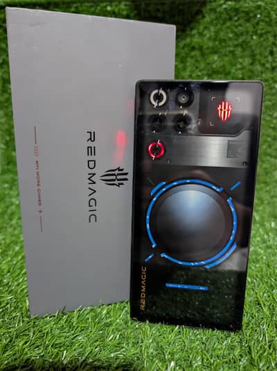 | REDMAGIC 11 PRO PLUS | 16/512 DUBAI VERSION |