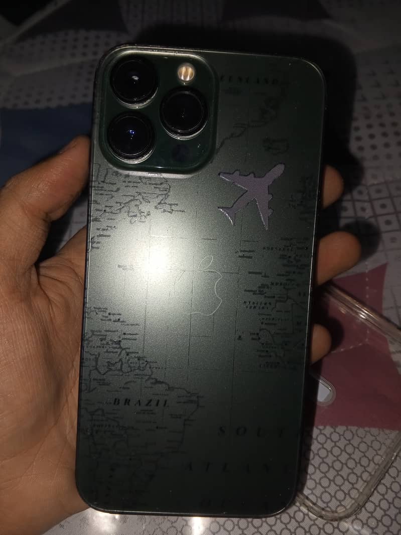 iPhone 13 Pro Max 1