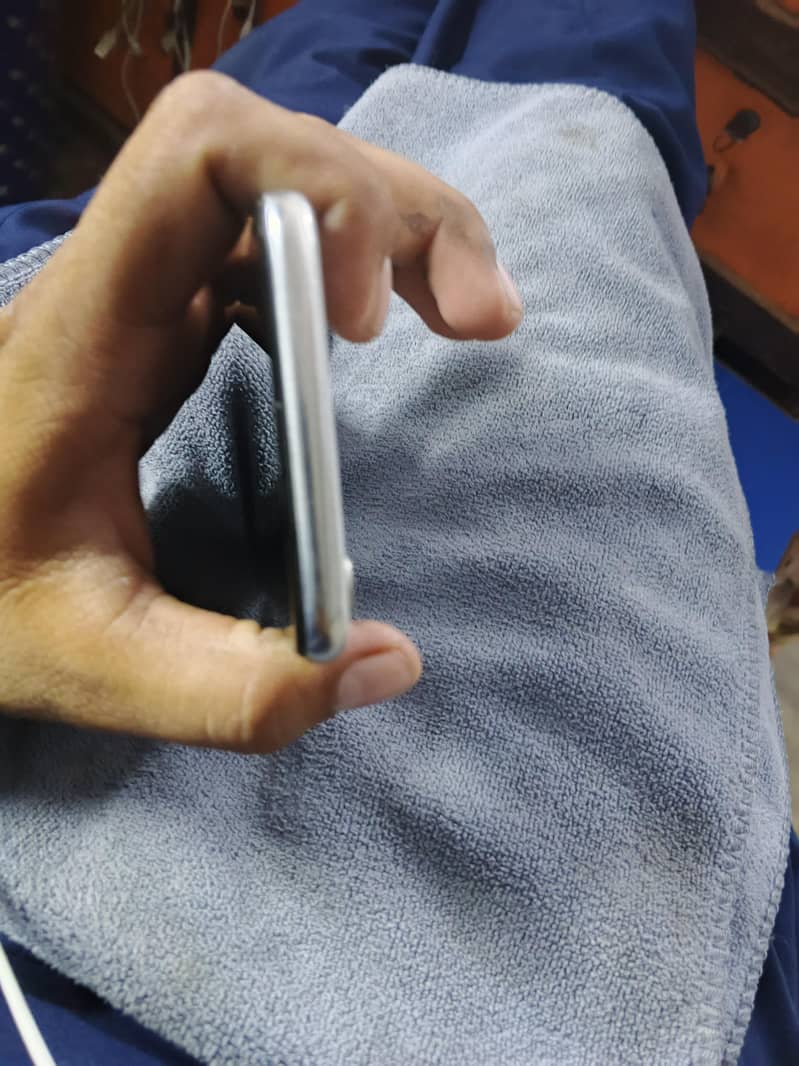 Apple iPhone X 2