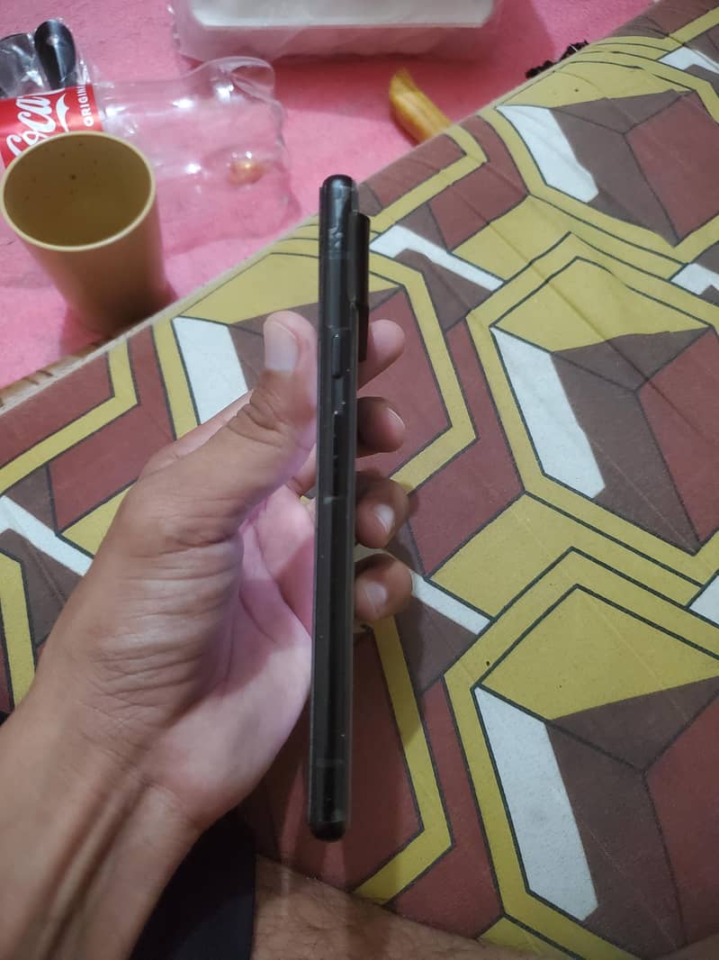 Google Pixel 6 4