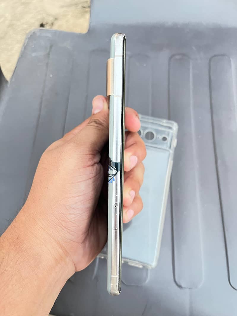Google Pixel 7 Pro 4