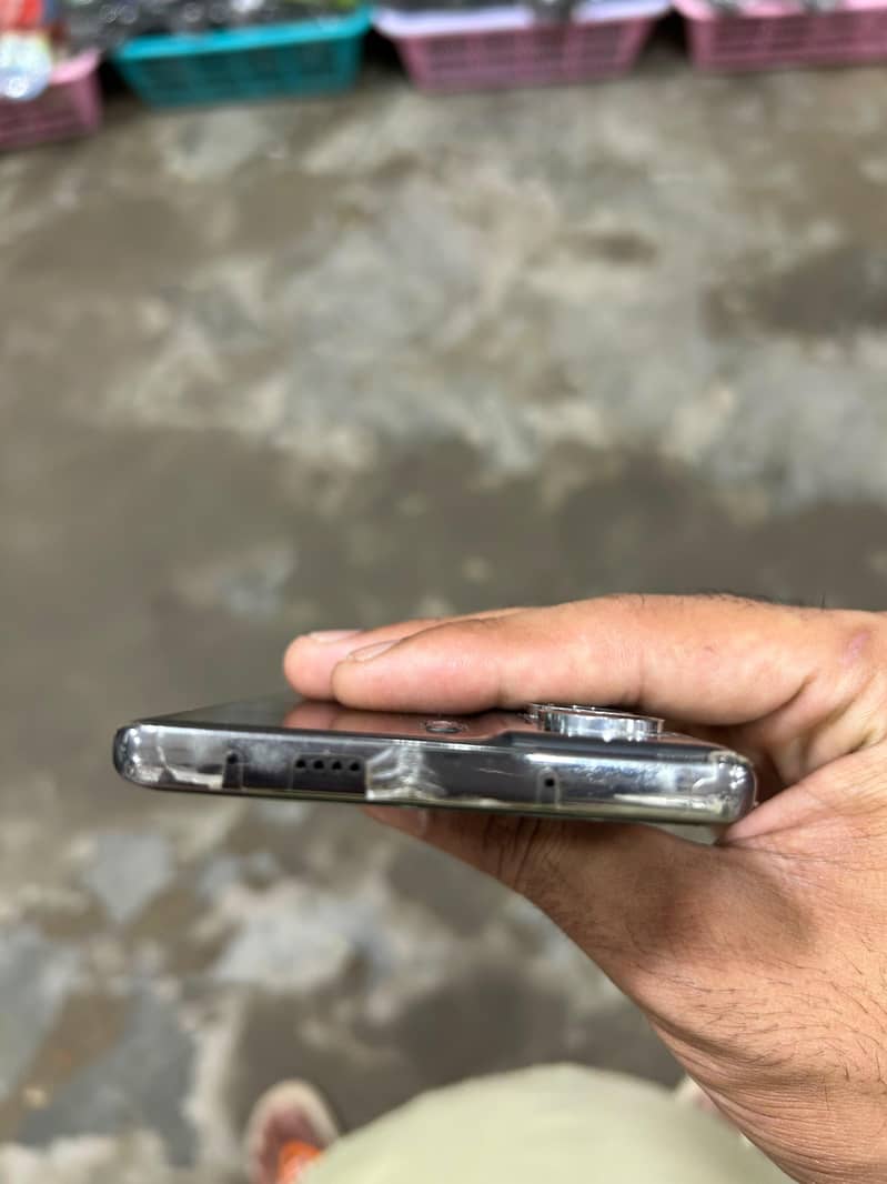 tecno camon 40 Pro 4