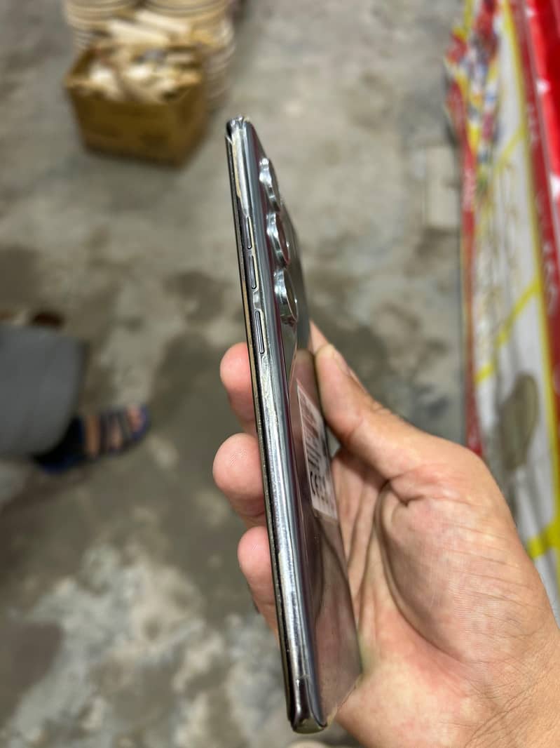 tecno camon 40 Pro 8