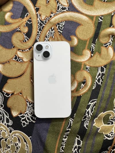 Apple iPhone 15