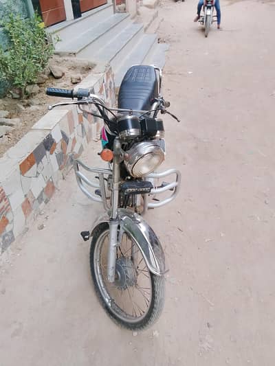 asia hero 0319 4917753
