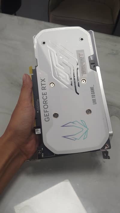 RTX 4060 8gb white zotac