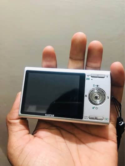 Fujifilm FinePix Z250fd