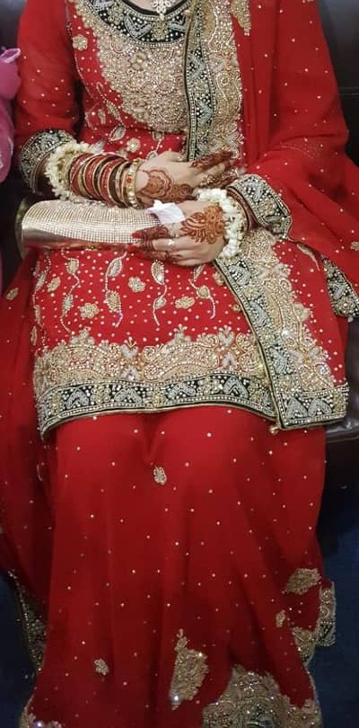 Bridal Lehnga With Jewellery Only one time use