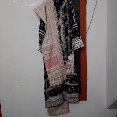 branded lawn stirched dress