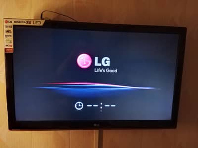 LG Cinema 3D LED TV 42 inch