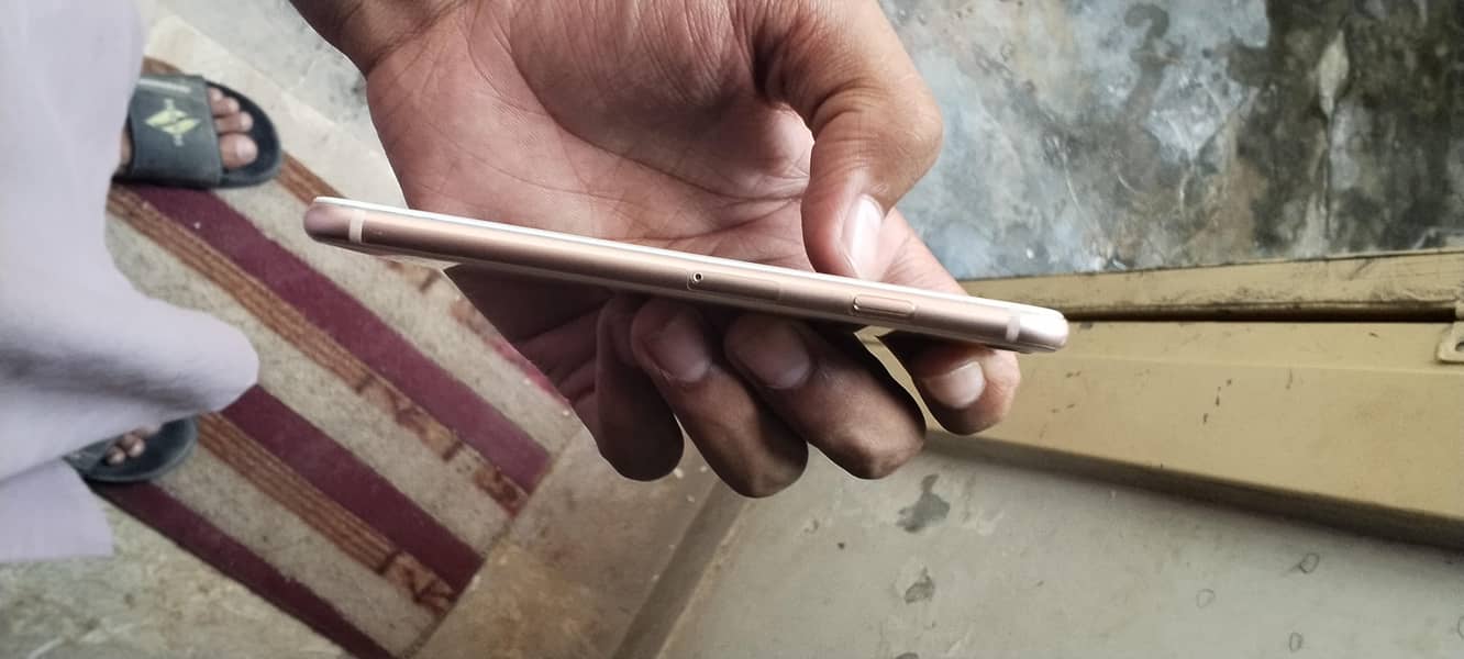 Apple iPhone 8 2