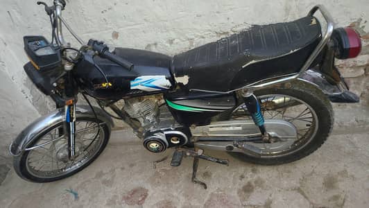 Honda 125 2011 model