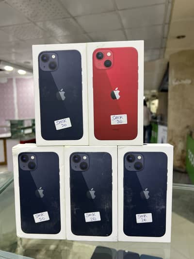 Apple iPhone 13