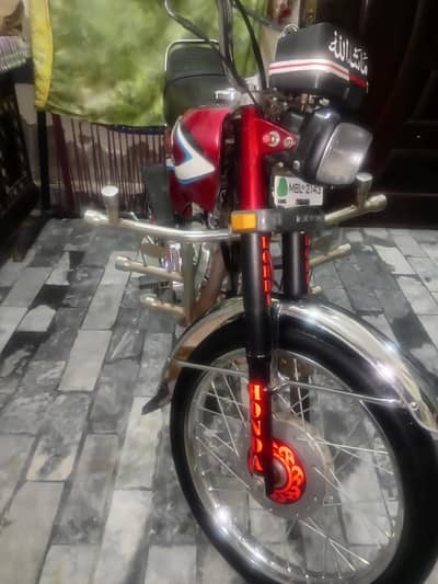 Honda 125cc good condition total genian