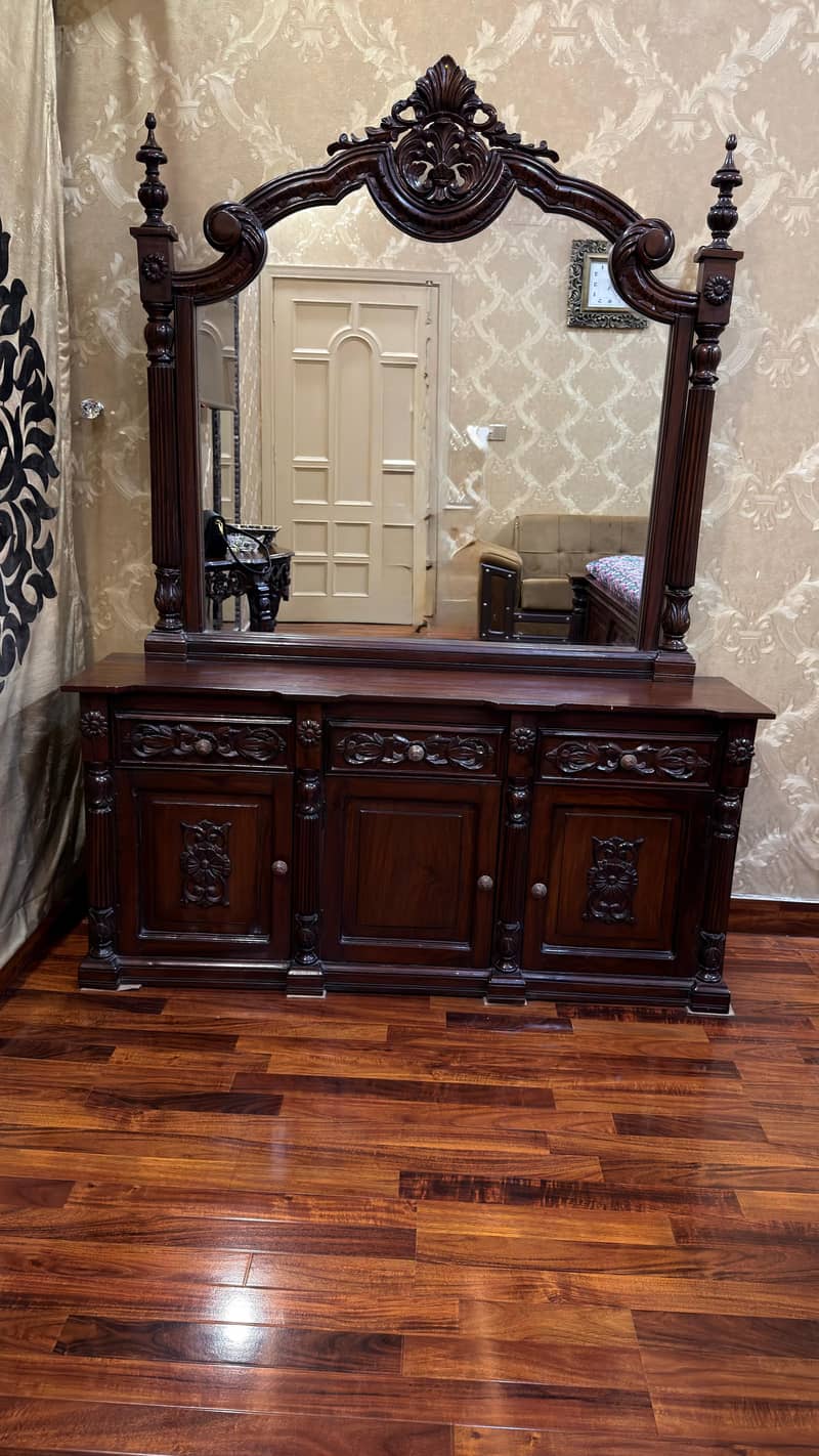 Dressing table 1