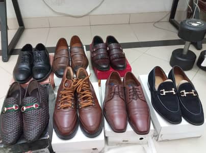 selling branded shoes. worn once