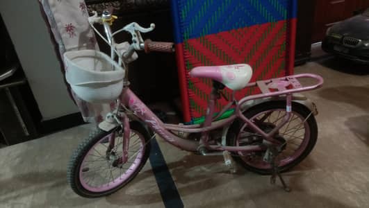 Girl Cycle