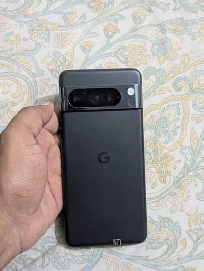 Google Pixel 8 Pro