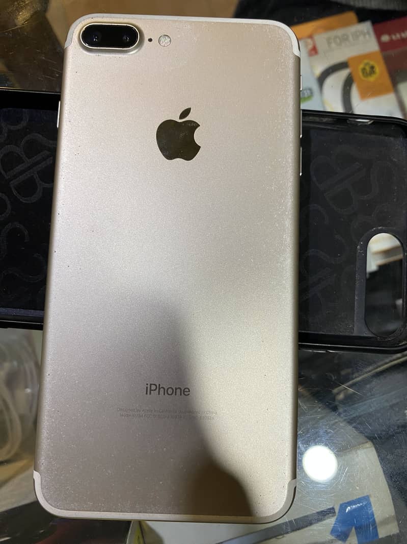 Apple iPhone 7 Plus 0