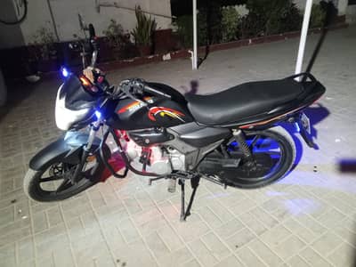 Alhamdulellah bike men kesi qsm ka kam Nhai new battery New front tyer