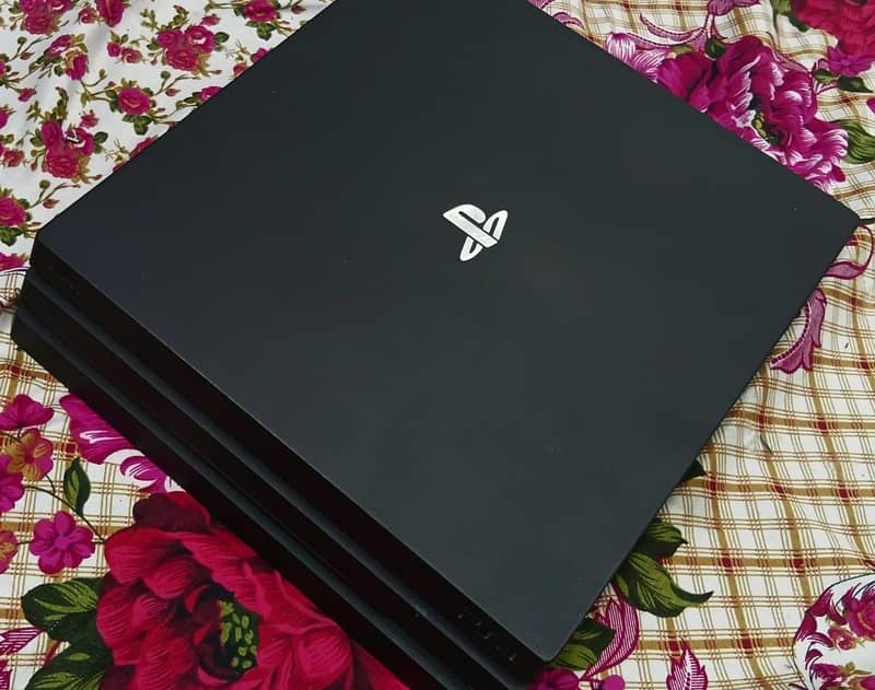 PS4 PRO 1