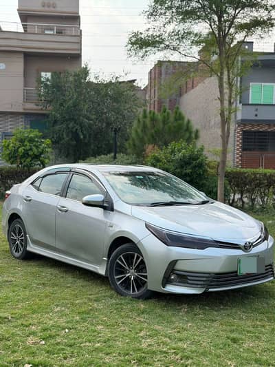 Toyota Corolla Altis Grande 1.8 [ URGENT SALE ]